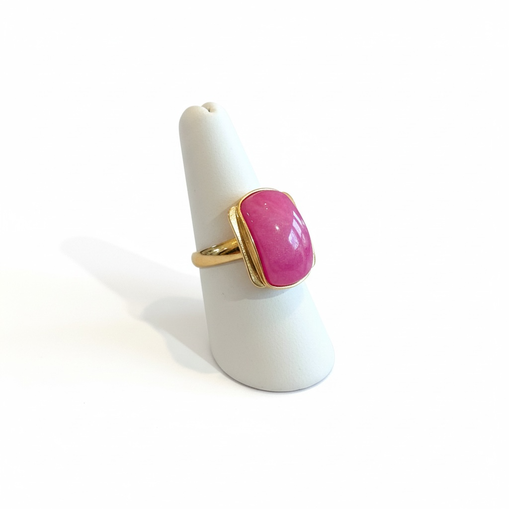 Fuchsia Resin Stretch Ring