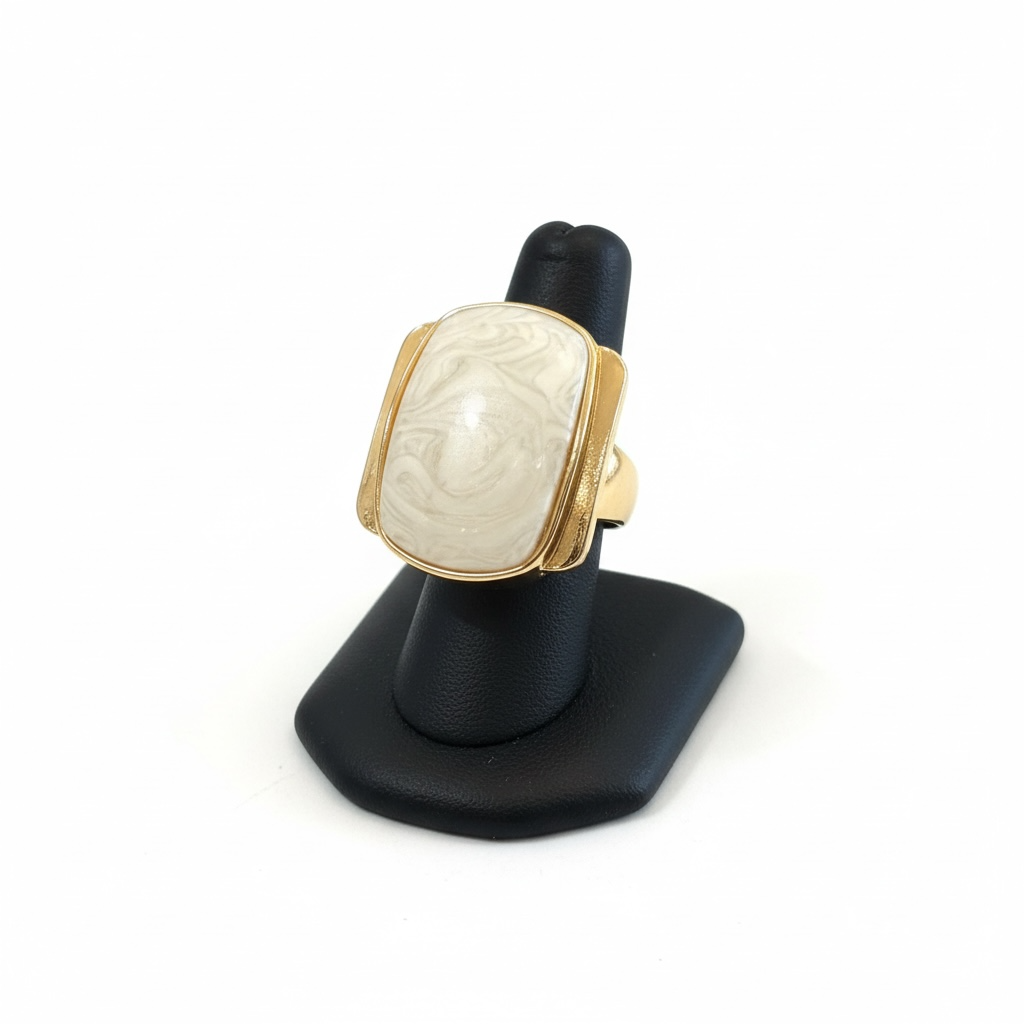 White Resin Stretch Ring
